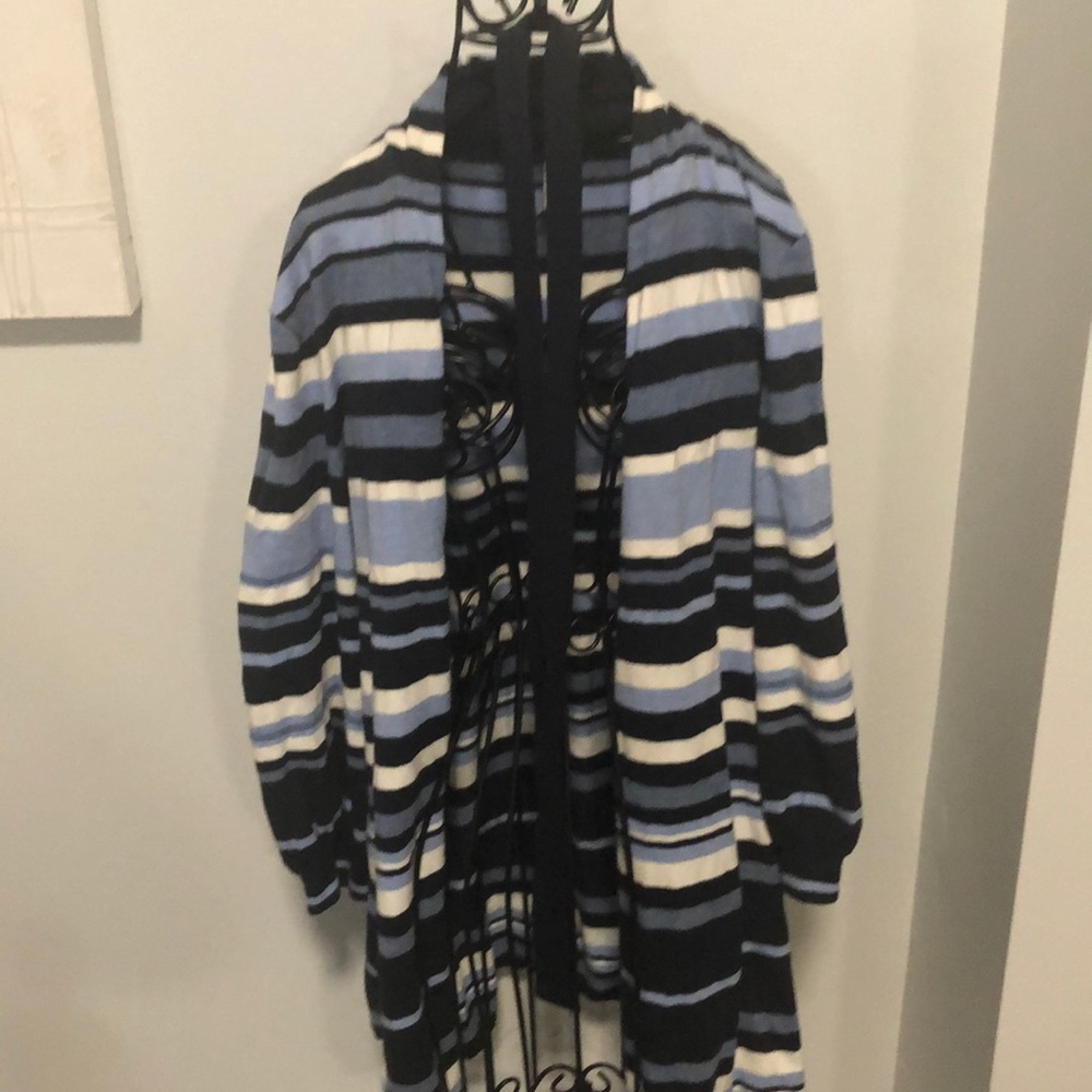 Mid length belted cardigan periwinkle/navy/white
